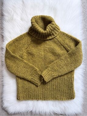 Madewell Turtleneck Chunky Knit Sweater in mustard XS